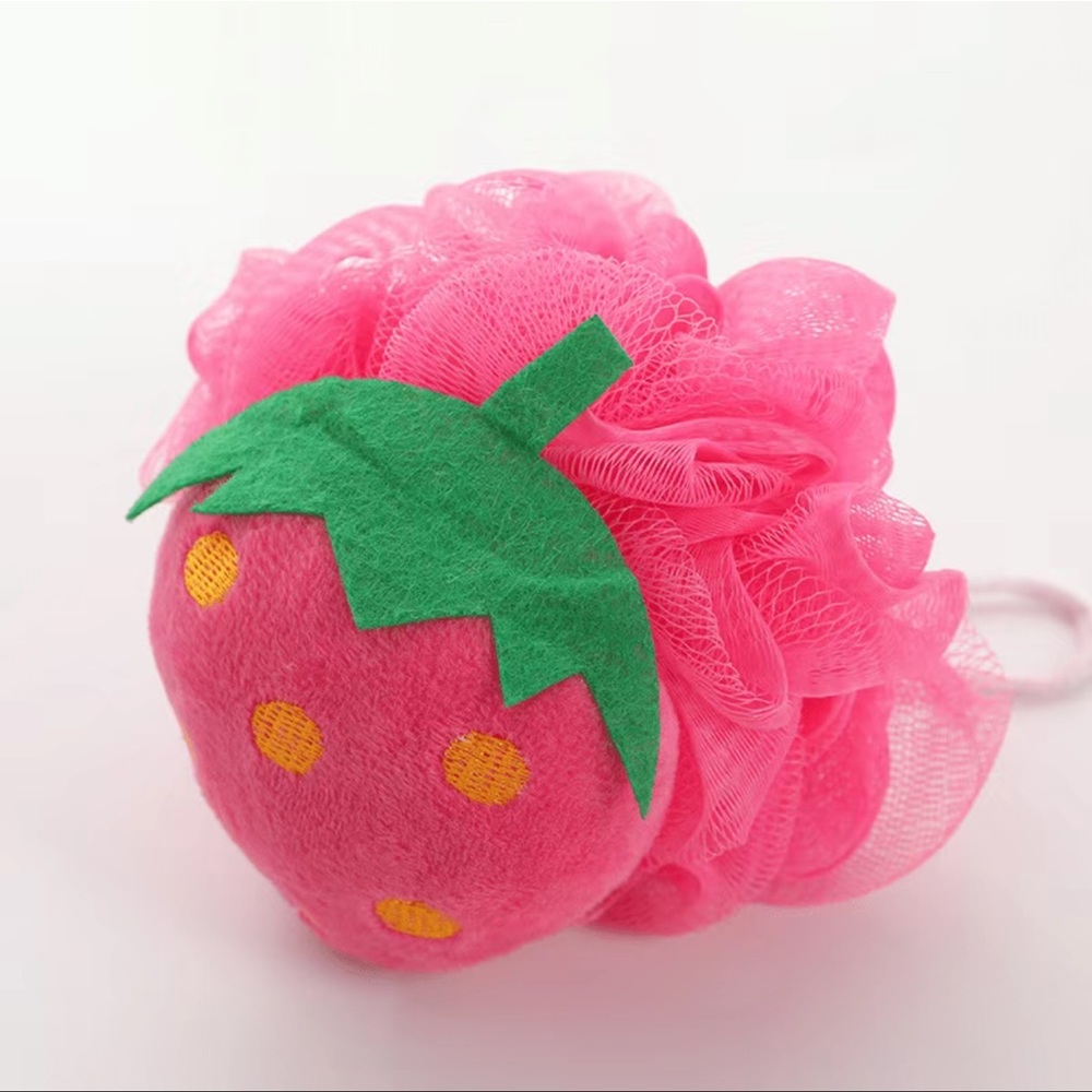 1 pc Pink Strawberry Shaped Bath Loofah, Foaming Exfoliating Bath Sponge
